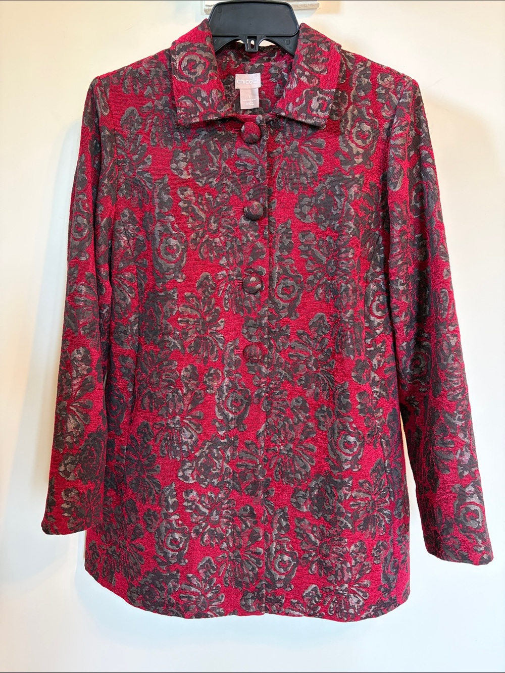 Chico’s Red Gray Floral Jacquard Dress Coat Size 1 M Lined Button Front